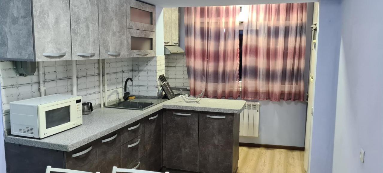 Flat In Central בישקק מראה חיצוני תמונה