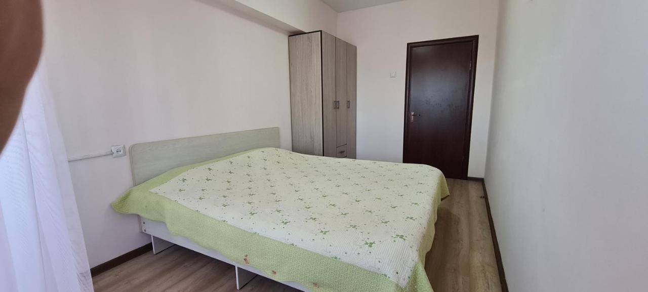Flat In Central בישקק מראה חיצוני תמונה