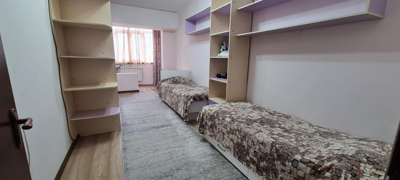 Flat In Central בישקק מראה חיצוני תמונה